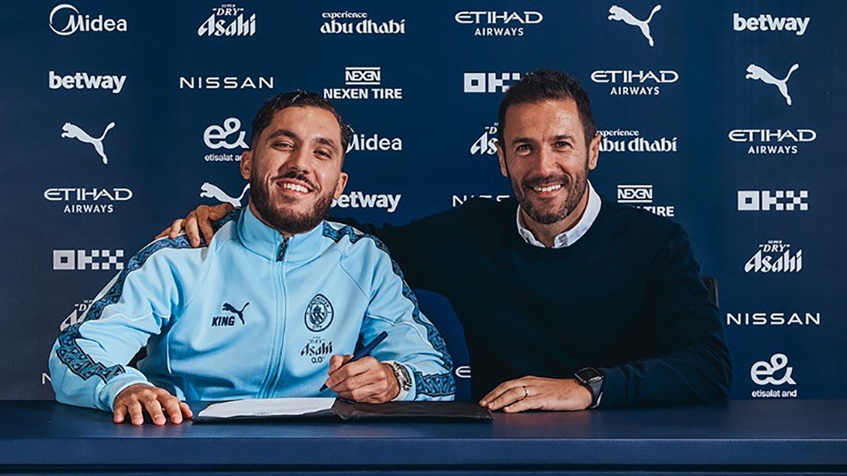 Manchester City, Lyon'dan Rayan Cherki'yi kadrosuna kattı
