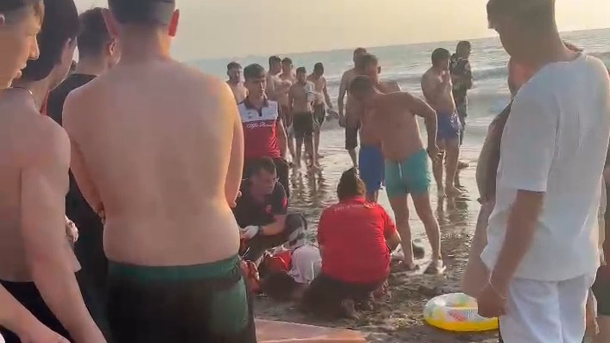 Zonguldak'ta korku dolu anlar! Peş peşe suya atlayan baba ve 3 çocuğu boğulma tehlikesi geçirdi