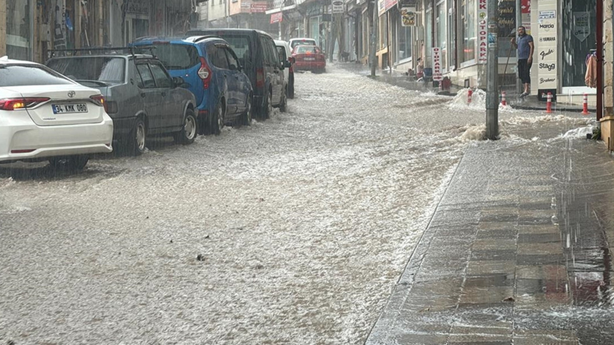 Meteoroloji'den 4 il için kuvvetli yağış uyarısı