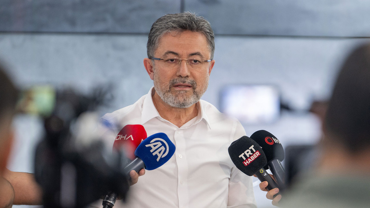 Bakan Yumaklı'dan orman yangınlarına ilişkin açıklama: 7 yangın kontrol altına alındı