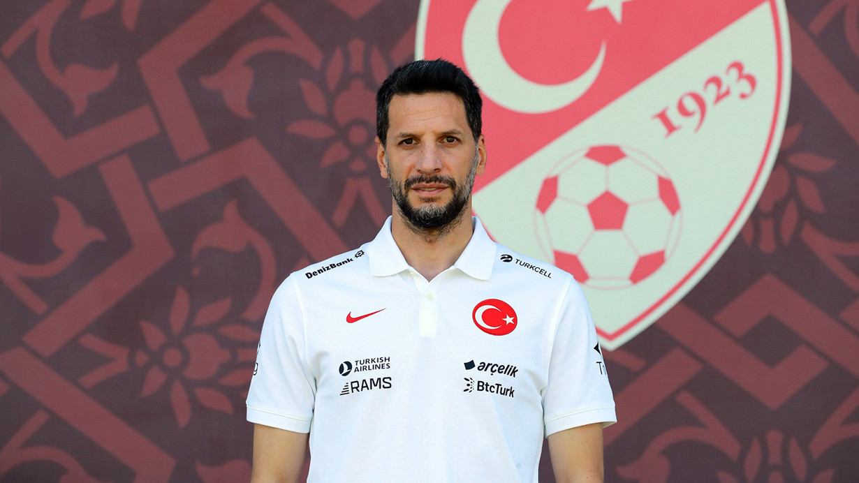 Vincenzo Montella'nın yeni yardımcı antrenörü Hakan Balta oldu