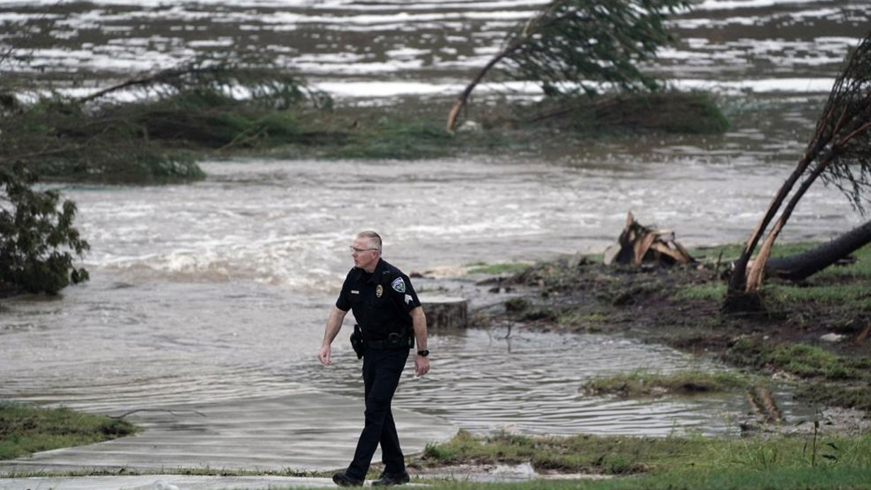 Texas'ta sel felaketi 27 can aldı