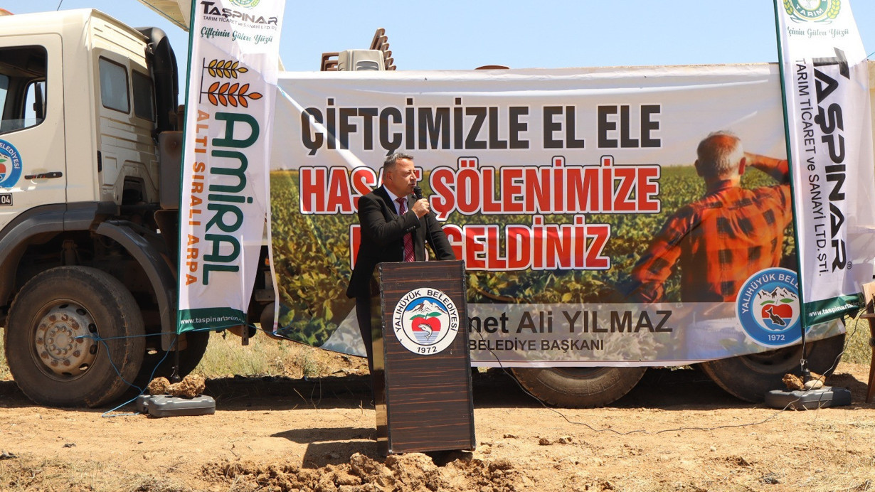 Konya'da 500 bin metrekare arazinin hasadından elde edilen gelir hayır işlerinde kullanılacak
