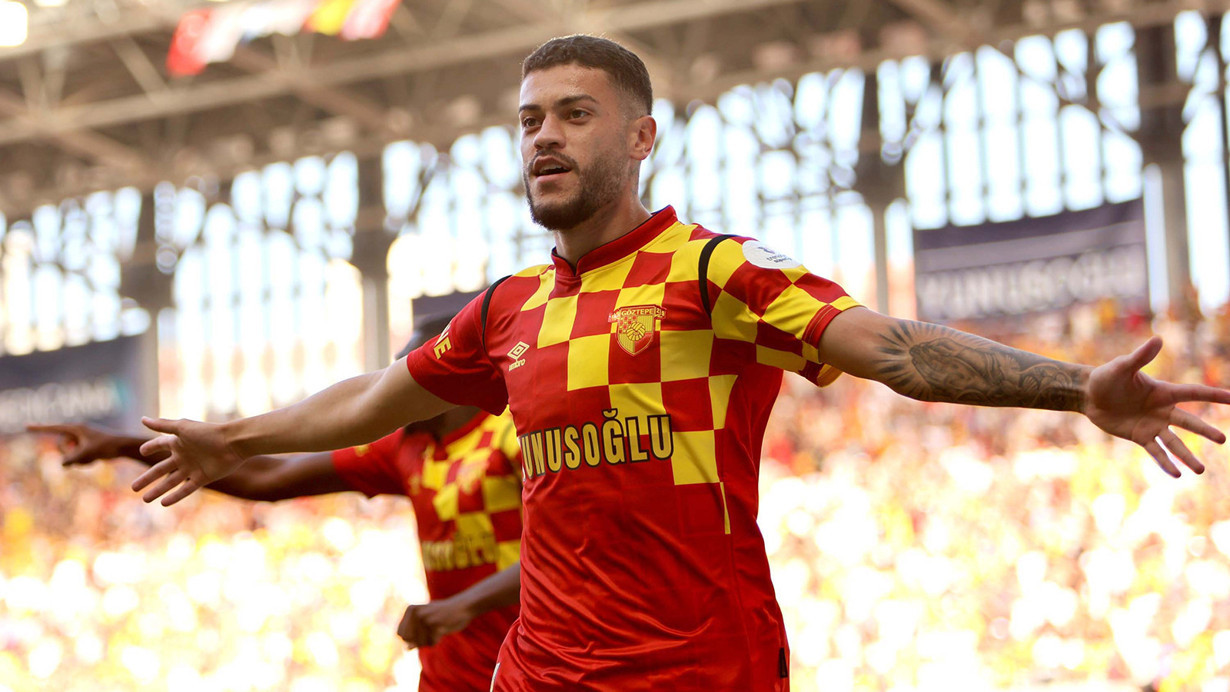 Göztepe'den Romulo için transfer açıklaması: "Yurt içinde alabilecek bir kulüp yok"