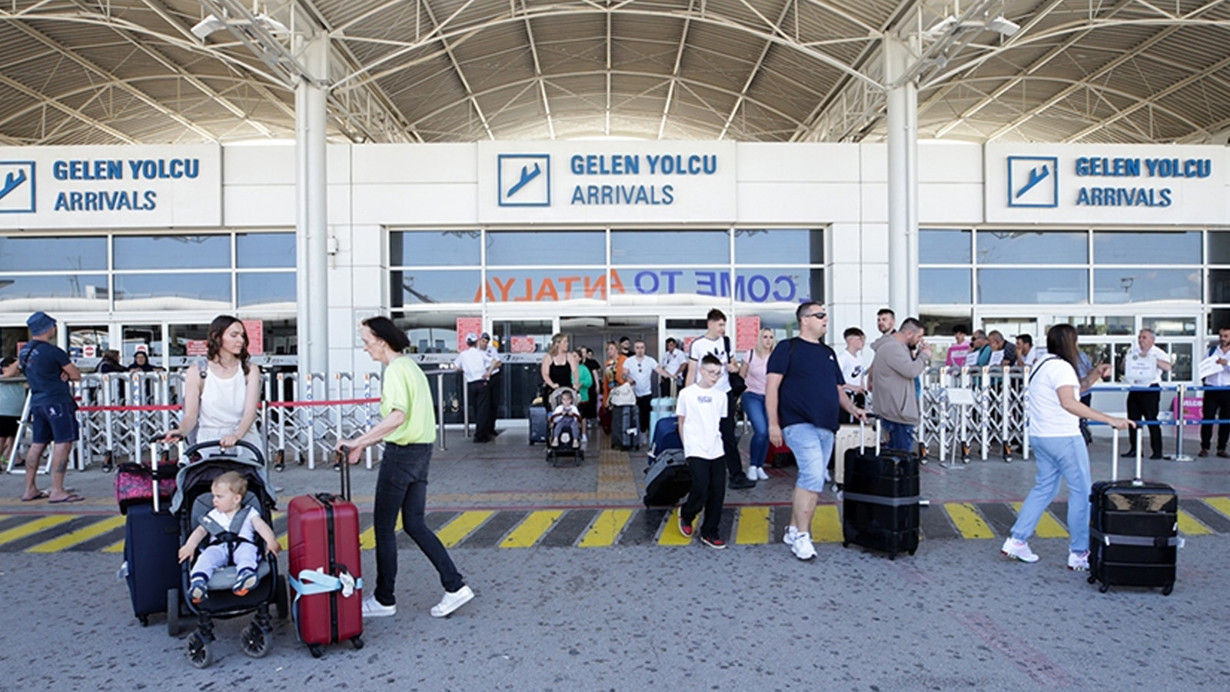 Antalya, son 5 yılın temmuz ayı günlük ziyaretçi rekorunu kırdı
