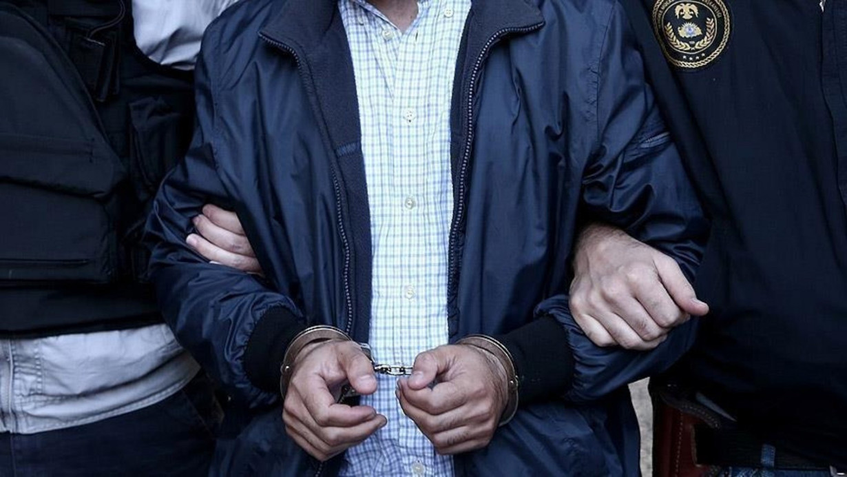Kayseri'de yasa dışı silah ticareti yapan iki kişi gözaltına alındı 