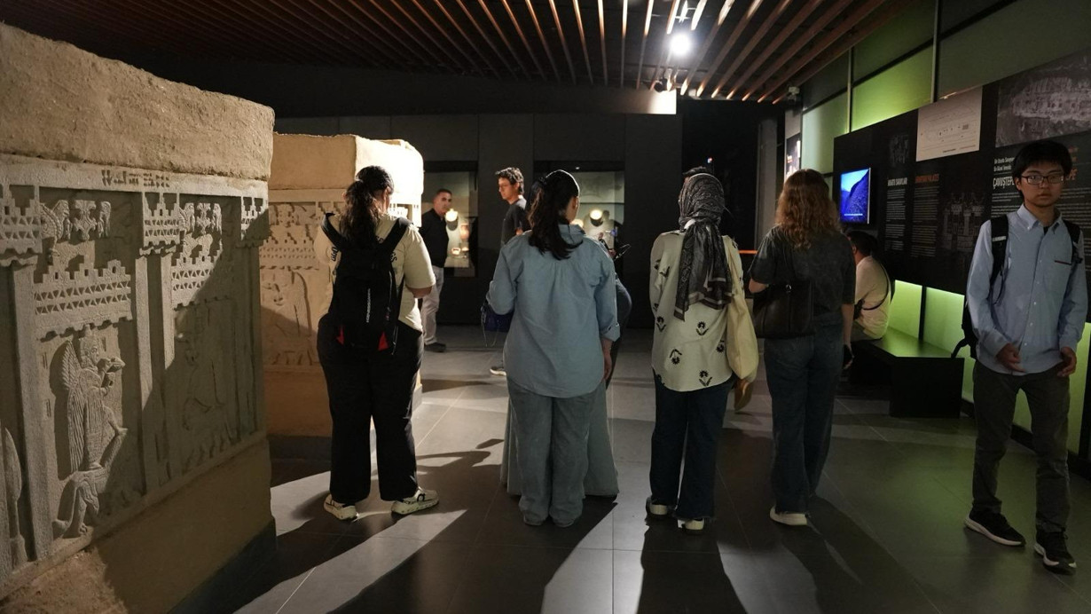 Van Müzesi'ne ziyaretçi akını