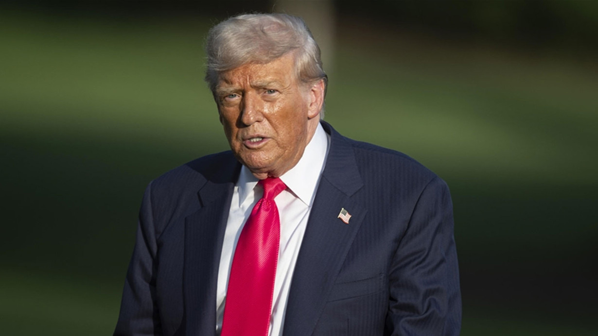 Bacak ve ayaklarındaki şişkinlik dikkat çekmişti: Trump'ın hastalığına teşhis konuldu