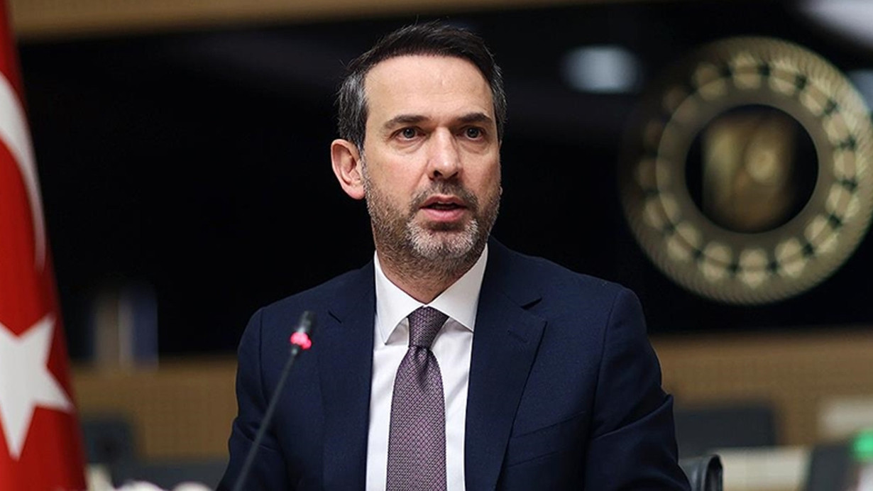 Bakan Bayraktar iki yeni sondaj gemisinin filoya katıldığını açıkladı