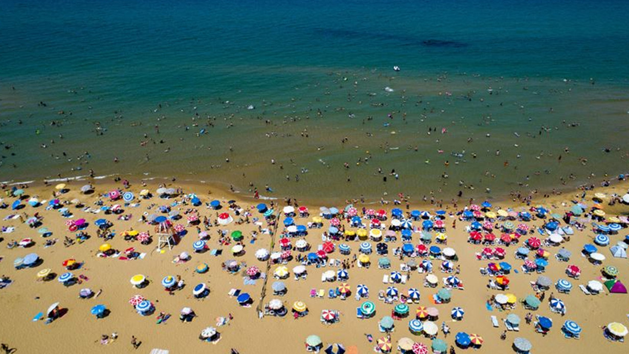 Mersin'de deniz suyu sıcaklığı 30 dereceyi geçecek