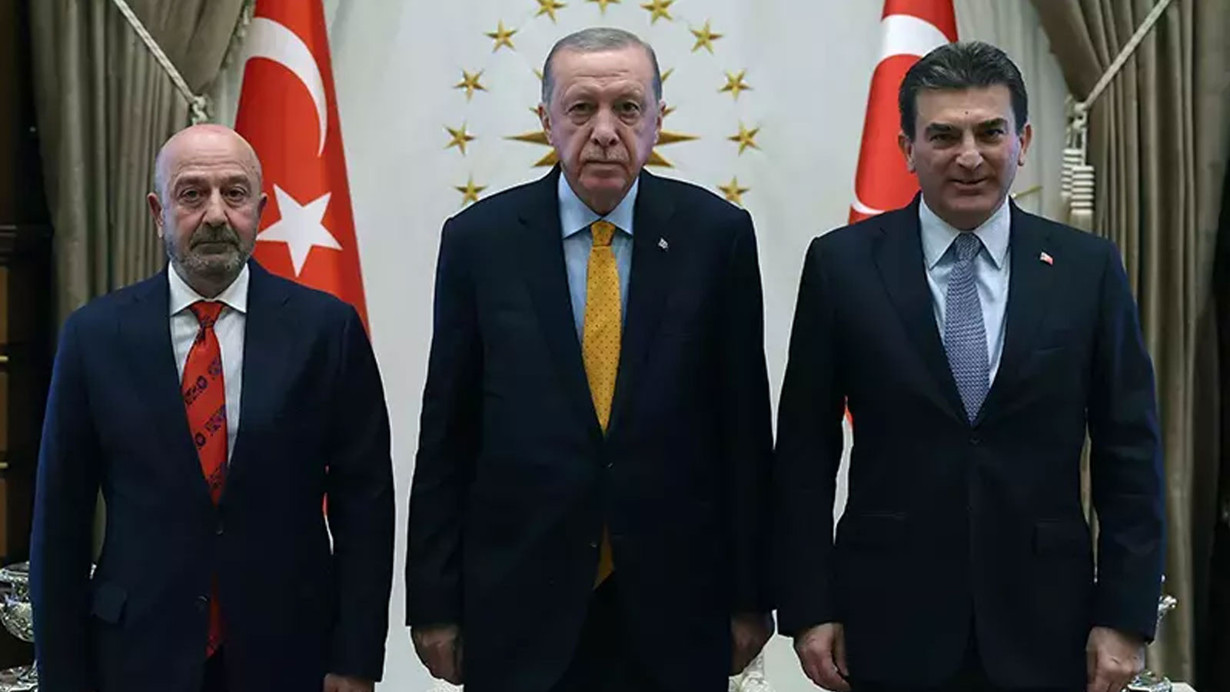 Cumhurbaşkanı Recep Tayyip Erdoğan, OYAK Heyeti'ni kabul etti