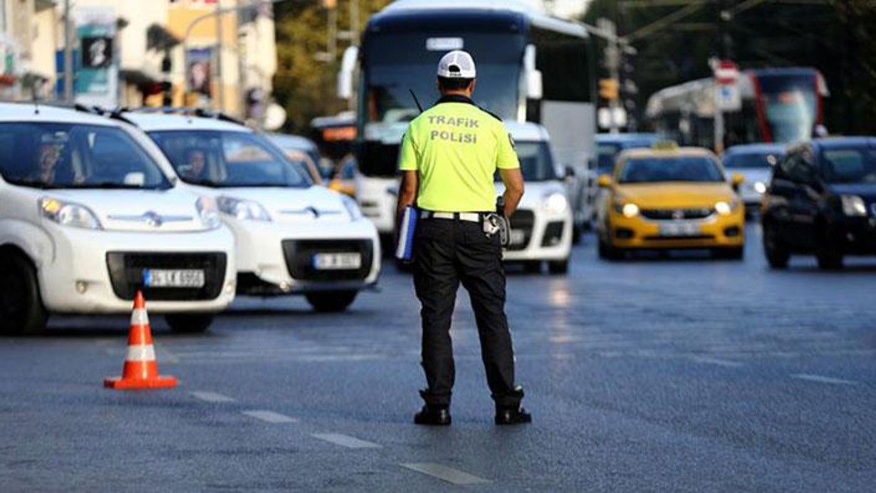 Beşiktaş-Galatasaray maçı nedeniyle bazı yollar trafiğe kapatılacak!