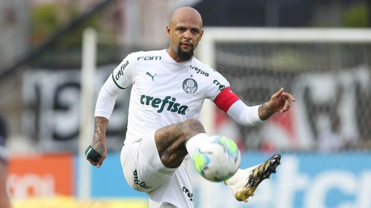 Palmeiras'ın Brezilyalı futbolcusu Felipe Melo 3-4 ay forma giyemeyecek