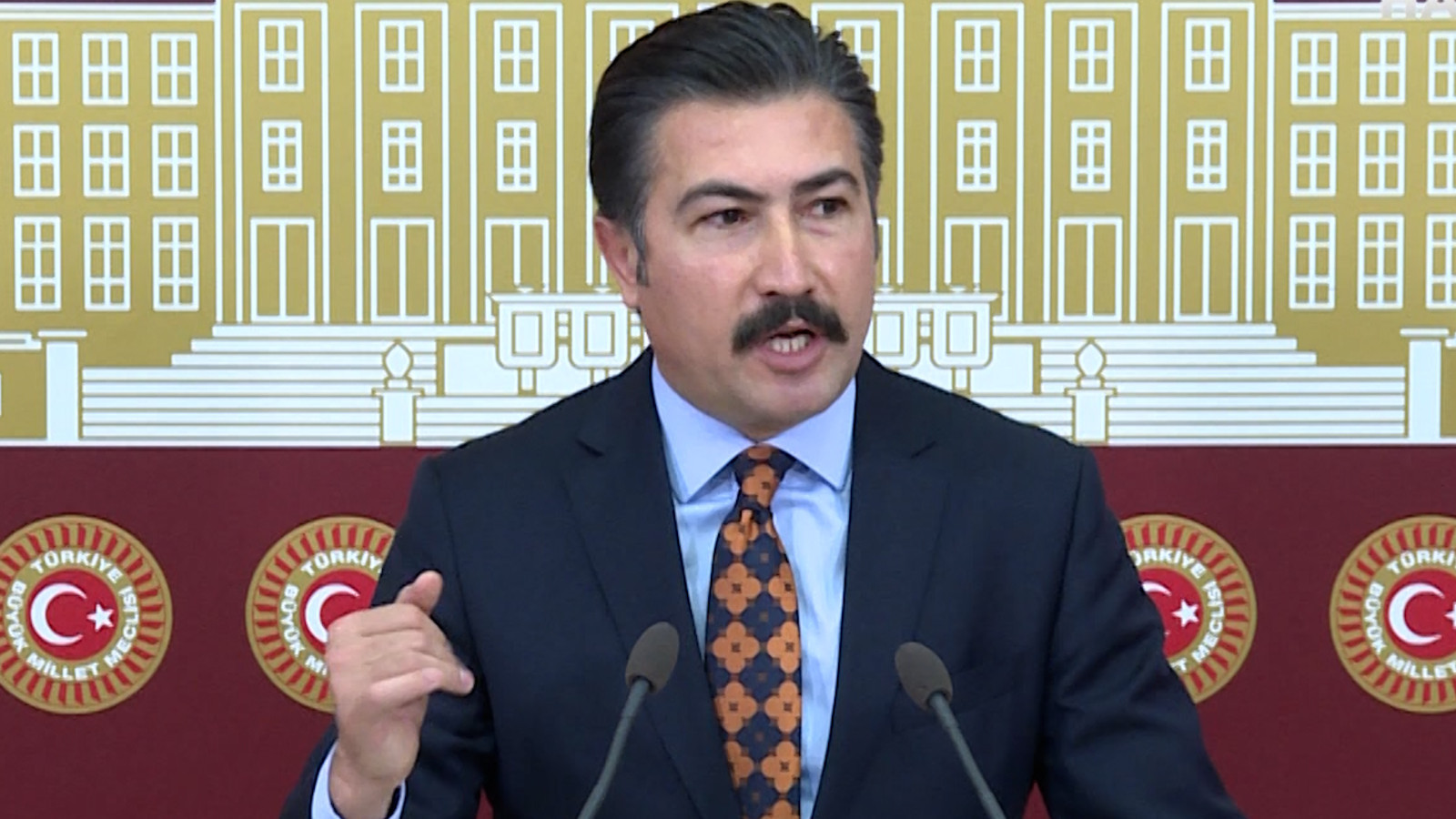 AK Parti�de BAE krizi iddiası Cahit Özkan görevden alınacak mı?