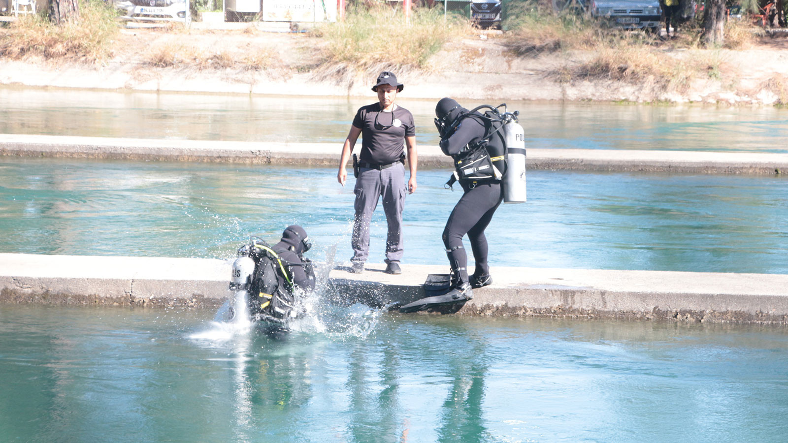 Adana�da 2 genç, girdikleri Seyhan Nehri�nde kayboldu
