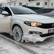Bodrum caddelerinde 'beyaz köpük' gizemi