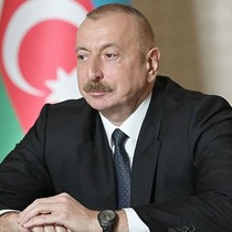 Aliyev, Azerbaycan'ın D-8'e üyeliğini onayladı