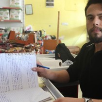 Gizemli hayırsever 30 depremzede ailenin bakkal borcunu ödeyip kayıplara karıştı
