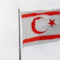 KKTC’de kız öğrenciler ortaokullarda "bone ve bandana" ile derse girebilecek