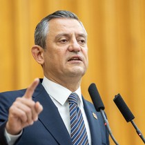 Özgür Özel: CHP olarak olağanüstü kurultay kararı aldık
