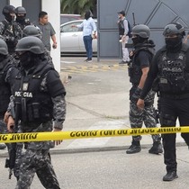 Ekvador'da horoz dövüşü yapılan alana düzenlenen silahlı saldırıda 12 kişi öldü