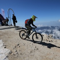 Antalya'da Sky To Sea Dağ Bisikleti Yarışı başladı