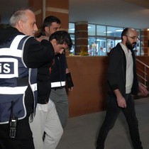 Hamile eşini katledip, cesetle aynı evde 10 gün boyunca kalan erkek tutuklandı