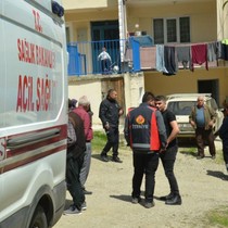 Haber alınamayan yaşlı adam evinde ölü bulundu