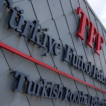 TFF Fair Play Kurulu'ndan Necip Uysal'a ödül