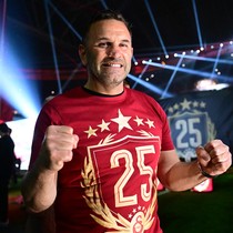 Okan Buruk: "4 günde 2 kupa kazanmak inanılmaz bir mutluluk"