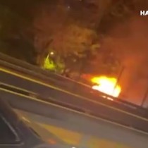 Şişli'de hareket halindeki otomobil alevler içinde kaldı 