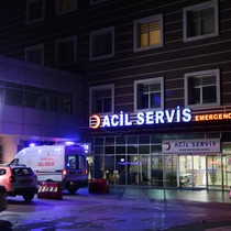Şüpheli aracı takip eden polisin çarptığı öğrenci ağır yaralandı