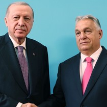 Macaristan Başbakanı Orban "İstanbul barış müzakereleri"nden ötürü Erdoğan'a teşekkür etti