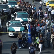 Meksika'nın başkenti Meksiko'da belediye başkanının sekreteri ve danışmanı silahlı saldırıda öldü