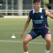 Arda Güler kolsuz antrenman kombiniyle dikkat çekti!