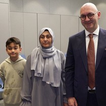 Hamileyken böbrek kanseri olduğunu öğrendi, hayatı değişti: "Hem bebeğim, hem böbreğim kurtuldu"