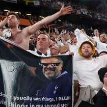 İngiliz medyası, Postecoglou'yu "kahraman" ilan etti