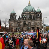 AfD'nin kapatılması Almanya'da yeni aşırı sağ partinin doğmasına yol açabilir
