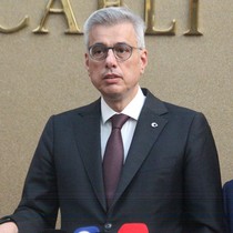 "Toplumumuzun kilo sorununu çözmemiz gerekiyor"