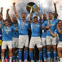 Napoli'nin şampiyonluk kutlamalarında çok sayıda kişi yaralandı