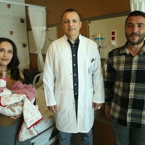 Yemek borusu olmadan doğdu! 5 günlükken yapılan ameliyatla sağlığına kavuştu