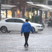 Meteoroloji gök gürültülü sağanak yağış için uyardı!