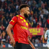 Göztepe'de vedalar sürüyor: 3 oyuncu için daha mesaj