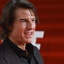 Tom Cruise'un burnundaki iz kanser şüphesi yarattı