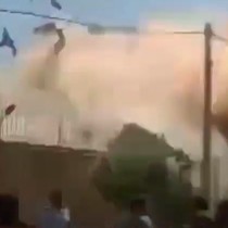 İsfahan'a saldırı anı kamerada