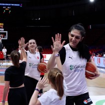 Potanın Perileri Fransa'ya karşı hazır