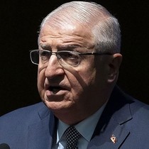 Bakan Güler İran hududundaki askeri birliklerdeki inceleme için Van’a gitti