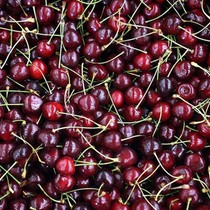 Fiyatlar düşeceği yerde arttı; vatandaş tezgahtaki kiraza sadece bakabiliyor
