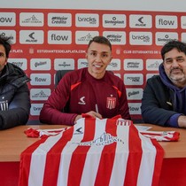 Galatasaray'dan ayrılan Fernando Muslera yeni takımına imzayı attı