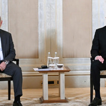 Aliyev ve Paşinyan Abu Dabi'de bir araya geldi